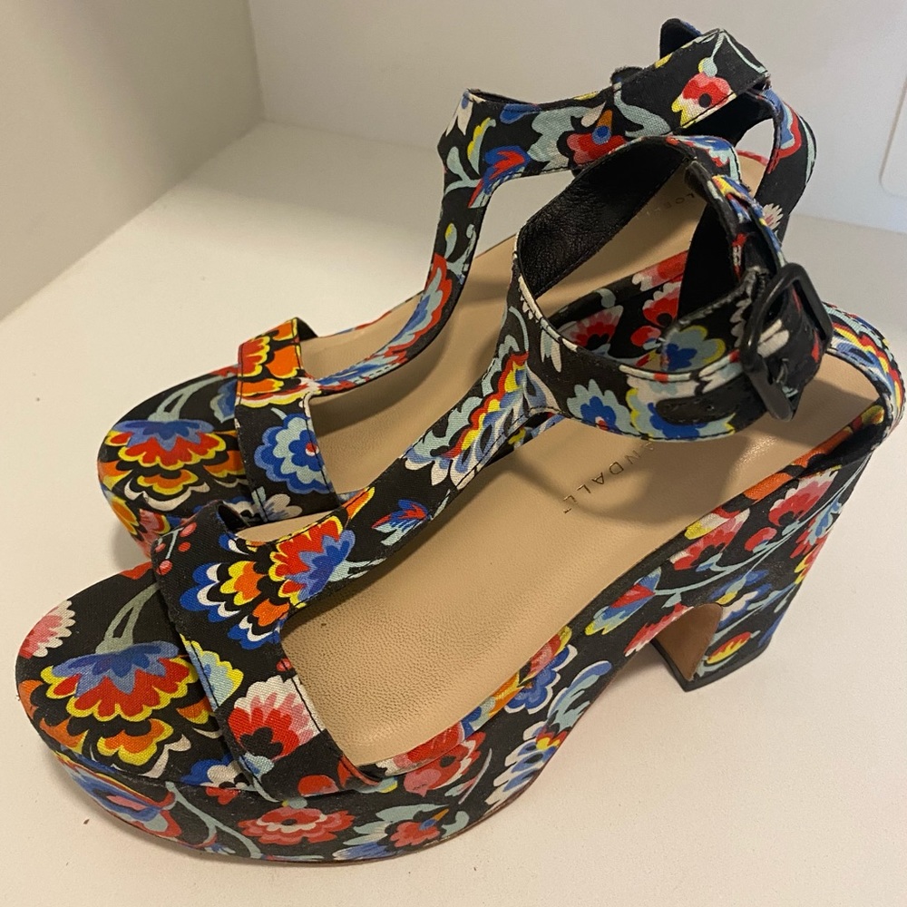 Loeffler Randall Minette Floral-Print Platform Sandal, Black/Multi Size 61/2 - Picture 4 of 11